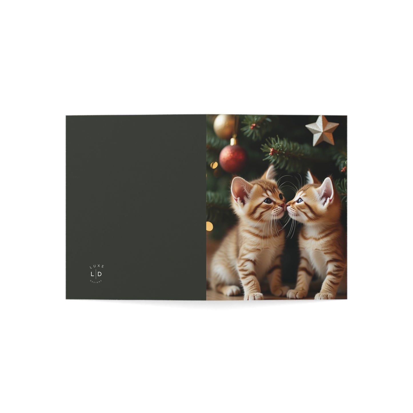 Adorable Christmas Kittens with Christmas Tree Greeting Card – Perfect for Cat Lovers(1, 10, 30, and 50pcs)