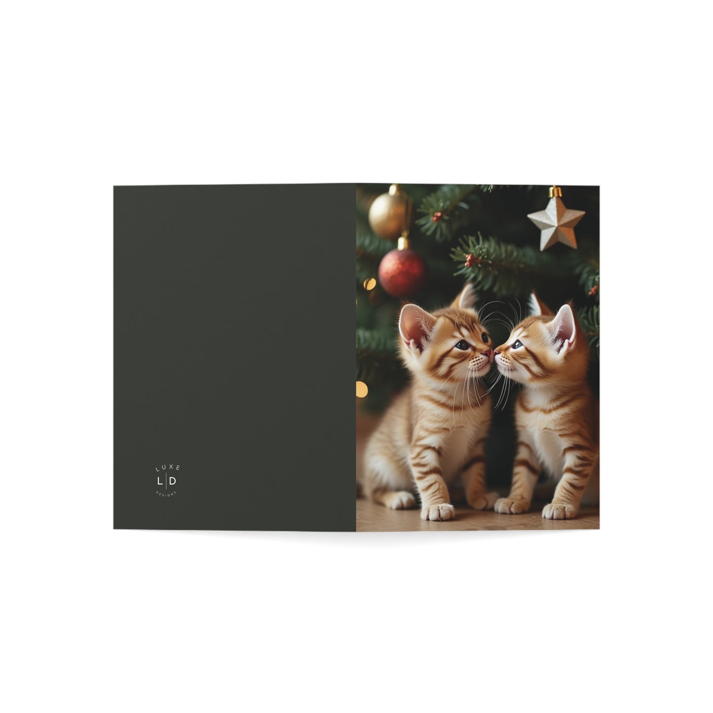 Adorable Christmas Kittens with Christmas Tree Greeting Card – Perfect for Cat Lovers(1, 10, 30, and 50pcs)